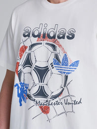 Manchester United x Adidas Graphic T-Shirt Shirt unisex detail view 5 | Dash Racegear — Manchester United x Adidas Graphic T-Shirt in White featuring premium comfort and timeless football-inspired everyday style.