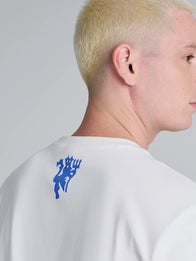 Manchester United x Adidas Graphic T-Shirt Shirt unisex detail view 7 | Dash Racegear — White and grey Adidas Manchester United graphic T-shirt designed for lightweight comfort and effortless sporty streetwear appeal.