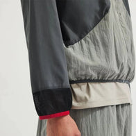 Arsenal x A-COLD-WALL* Caledonian Jacket Jacket unisex detail view 4 | Dash Racegear — Refined A-COLD-WALL Arsenal jacket blending sport and street elegance