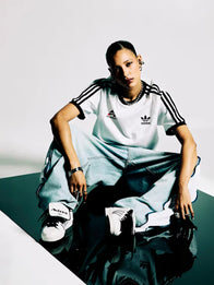 Adidas x Avirex T-shirt Shirt unisex detail view 3 | Dash Racegear — Timeless white Adidas Avirex tee inspired by urban classics