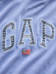 Gap Americana Logo Hoodie Hoodie unisex detail view 7 | Dash Racegear — Gap oversized fleece pullover hoodie 2026 Americana edition, unisex fit with soft fabric, ideal for daily casual and travel wear