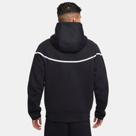 Nike Tech Windrunner Reflective Jacket Jacket unisex detail view 3 | Dash Racegear — Back view of the Nike Tech Windrunner jacket, showcasing the reflective elements and stylish fit.