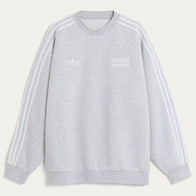 Adidas x Oasis Tour Oversized Crew Sweatshirt Sweatshirt unisex detail view 3 | Dash Racegear — Rock the Look – Adidas Oasis Crewneck
