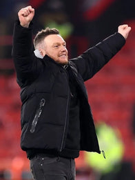 Kim Hellberg Sky Bet Championship Puffer Jacket Puffer Jacket unisex detail view 2 | Dash Racegear — Sheffield United vs Middlesbrough match black puffer jacket with hood, quilted design, styled by Kim Hellberg.