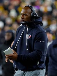 Houston Texans DeMeco Ryans 2025 Sideline Hoodie Hoodie unisex detail view 2 | Dash Racegear — Navy DeMeco Ryans Houston Texans 2025 Nike Sideline Pullover Hoodie, warm and relaxed, made for sideline-inspired style.