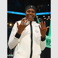New York Liberty Nike Fenty Beauty Zip-Up Hoodie Hoodie unisex detail view 5 | Dash Racegear — Nike Fenty Sports Hoodie – Liberty Zip-Up Look