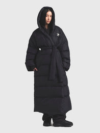The North Face x Skims Nuptse Wrap Parka Coat Coat unisex detail view 4 | Dash Racegear — Women's The North Face x Skims Nuptse Wrap Parka Black Coat, oversized insulated wrap, luxe collaboration piece, warm and trendy winter wardrobe staple.