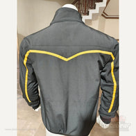Apex softshell jacket back detail with V-shaped yellow contrast trim