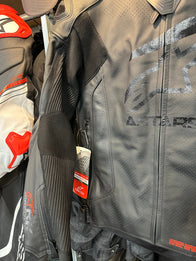 Alpinestars GP Plus R v4 Rideknit Leather Jacket | DASH RACEGEAR