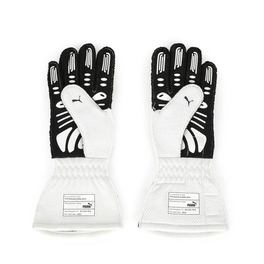 Palm view of Max Verstappen’s 2021 Red Bull Racing Turkish GP gloves – Dash Racegear.