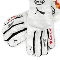 Puma and Armor All details on Max Verstappen’s white 2021 Red Bull Racing gloves – Dash Racegear.