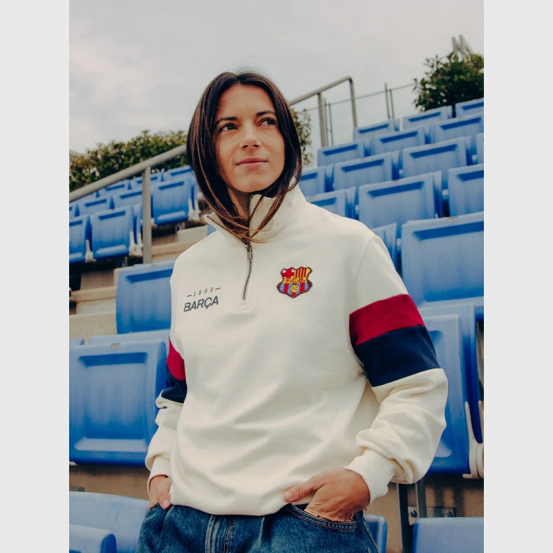 FC Barcelona Retro1899 Sweatshirt Sweatshirt unisex detail view 3 | Dash Racegear — FC Barcelona 1899 Heritage Sweatshirt – Retro Vibes