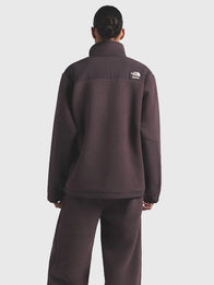 The North Face x Skims 1995 Denali Fleece Jacket Jacket unisex detail view 10 | Dash Racegear — Women’s The North Face x SKIMS 1995 Brown Denali Fleece Jacket combining warmth and style, perfect for winter errands and hikes.