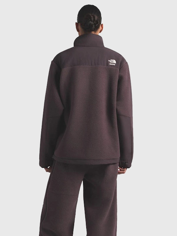 The North Face x Skims 1995 Denali Fleece Jacket Jacket unisex detail view 10 | Dash Racegear — Women’s The North Face x SKIMS 1995 Brown Denali Fleece Jacket combining warmth and style, perfect for winter errands and hikes.