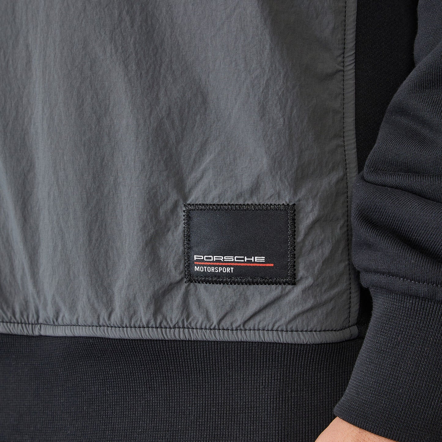 PORSCHE FW UTILITY CREW SWEAT - black
