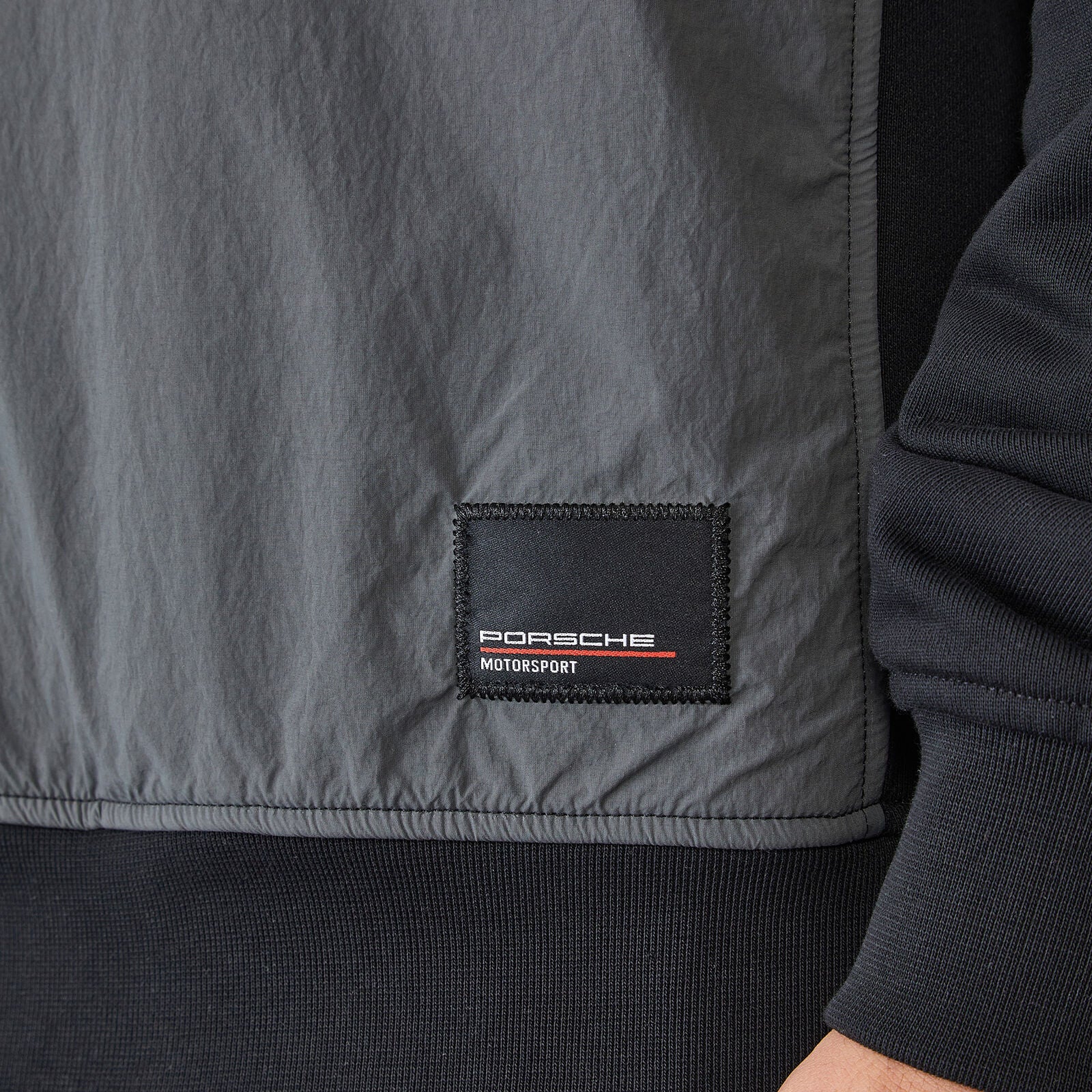 PORSCHE FW UTILITY CREW SWEAT - black