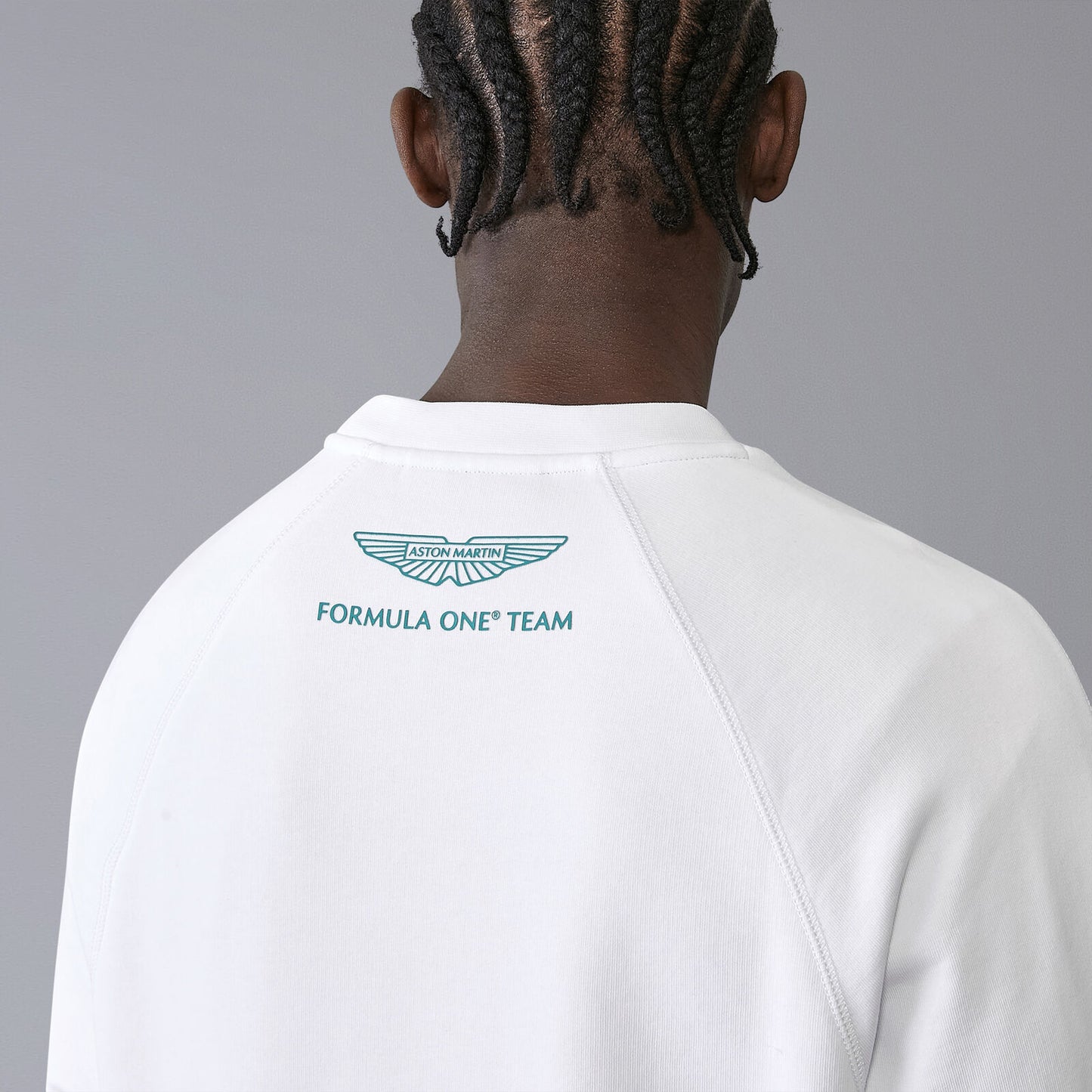 AMF1 FW LOGO CREW SWEAT - white