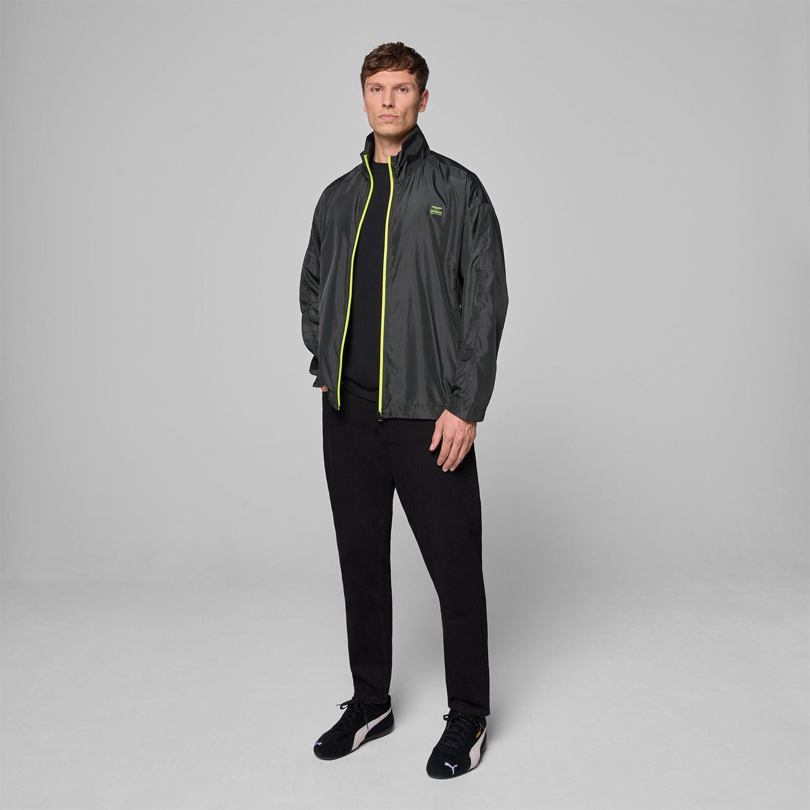 AMF1 FW TECH LIGHTWEIGHT JACKET - black