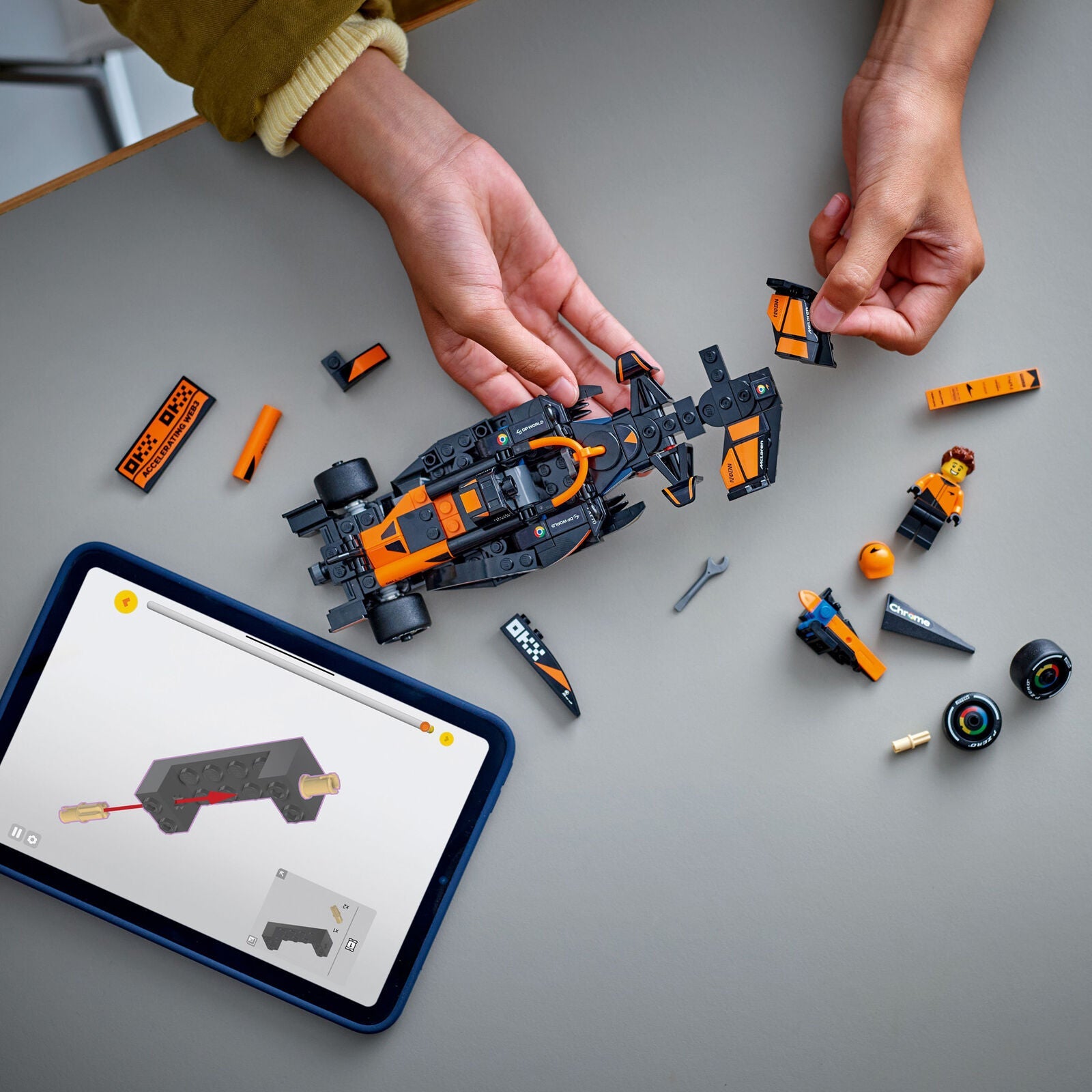 MCL SPEED CHAMPIONS LEGO SET - orange