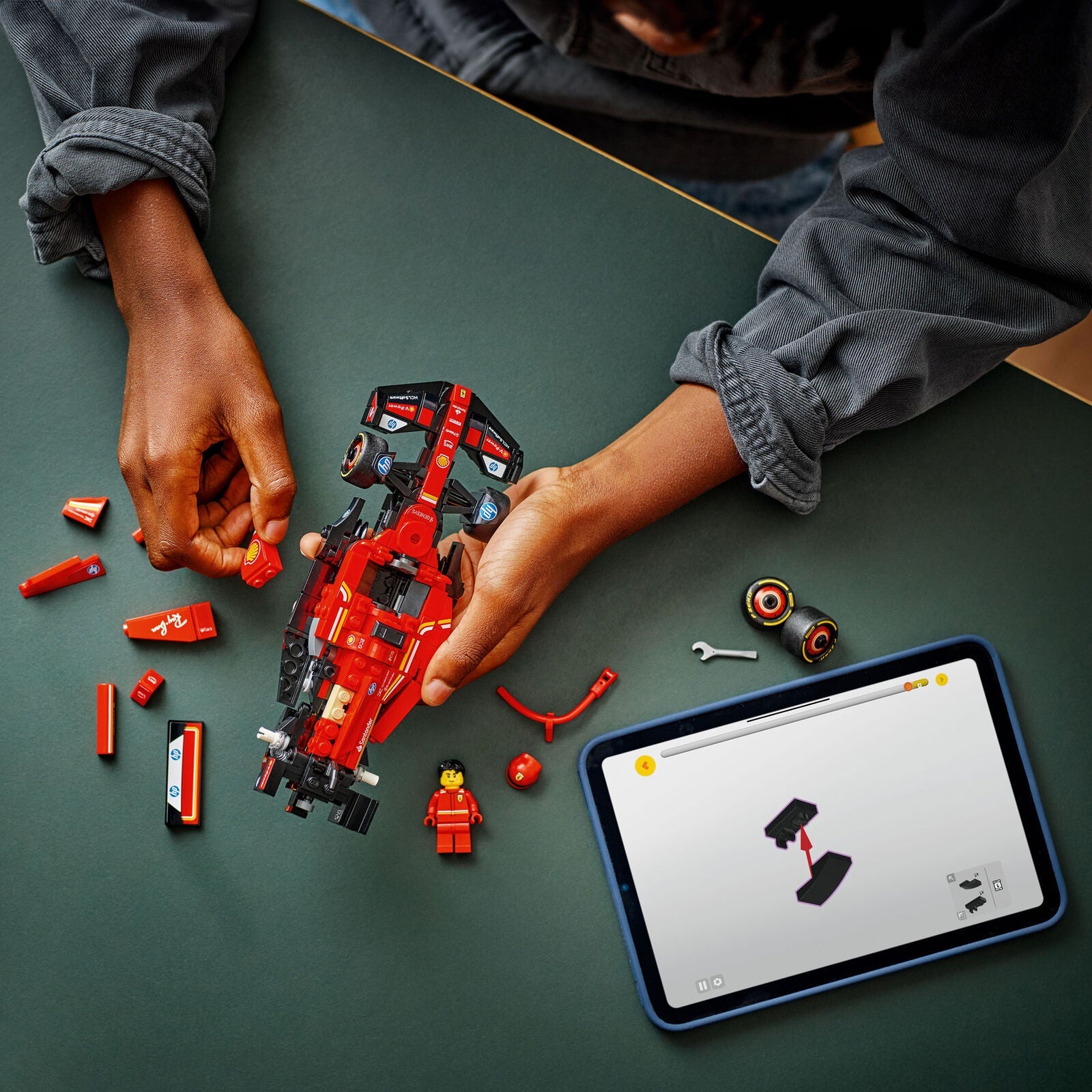 SF SPEED CHAMPIONS LEGO SET - red