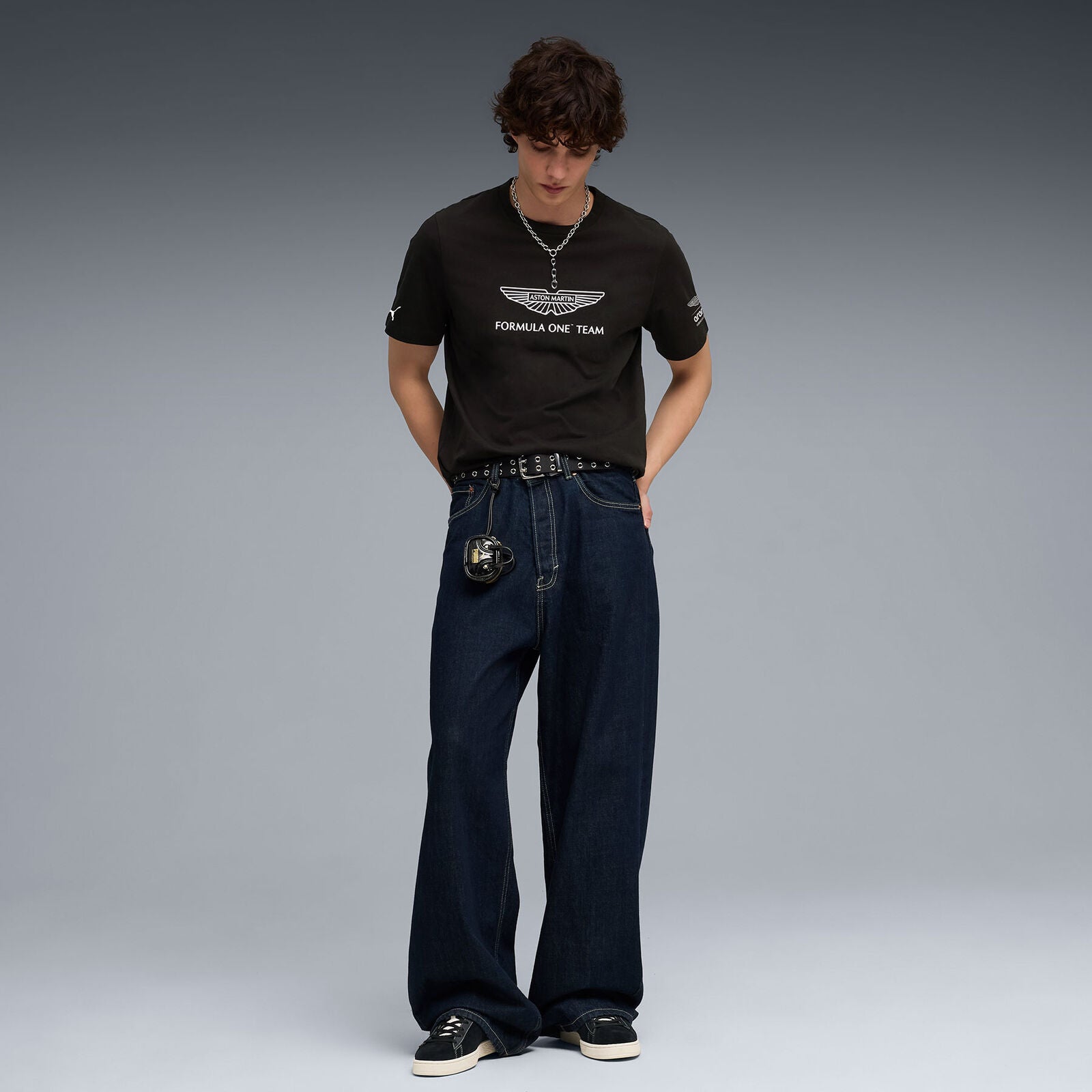 AMF1 FW Large Logo Tee - black