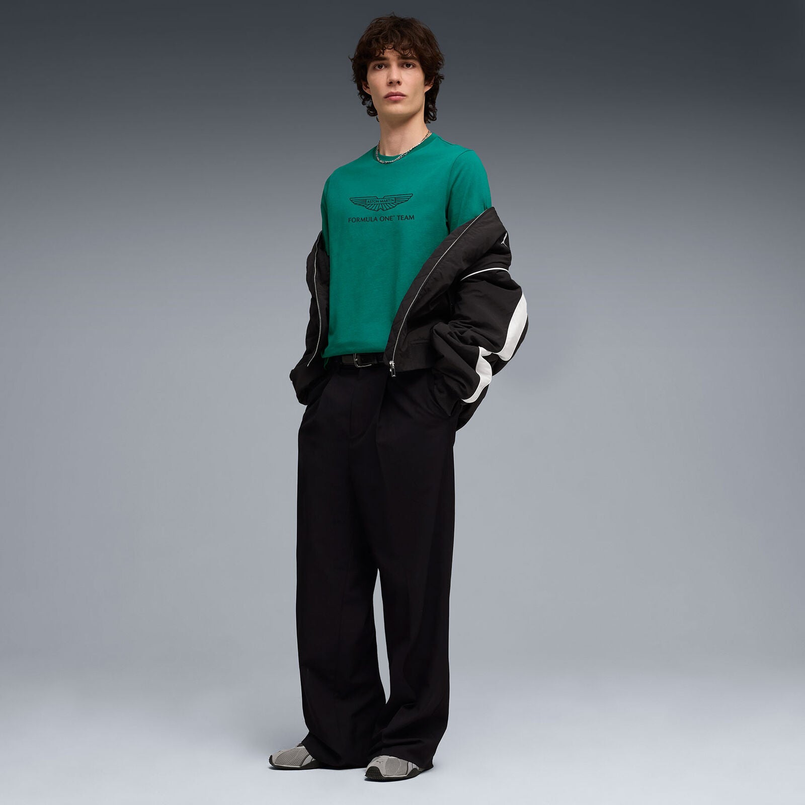 AMF1 FW Large Logo Tee - dark green moss