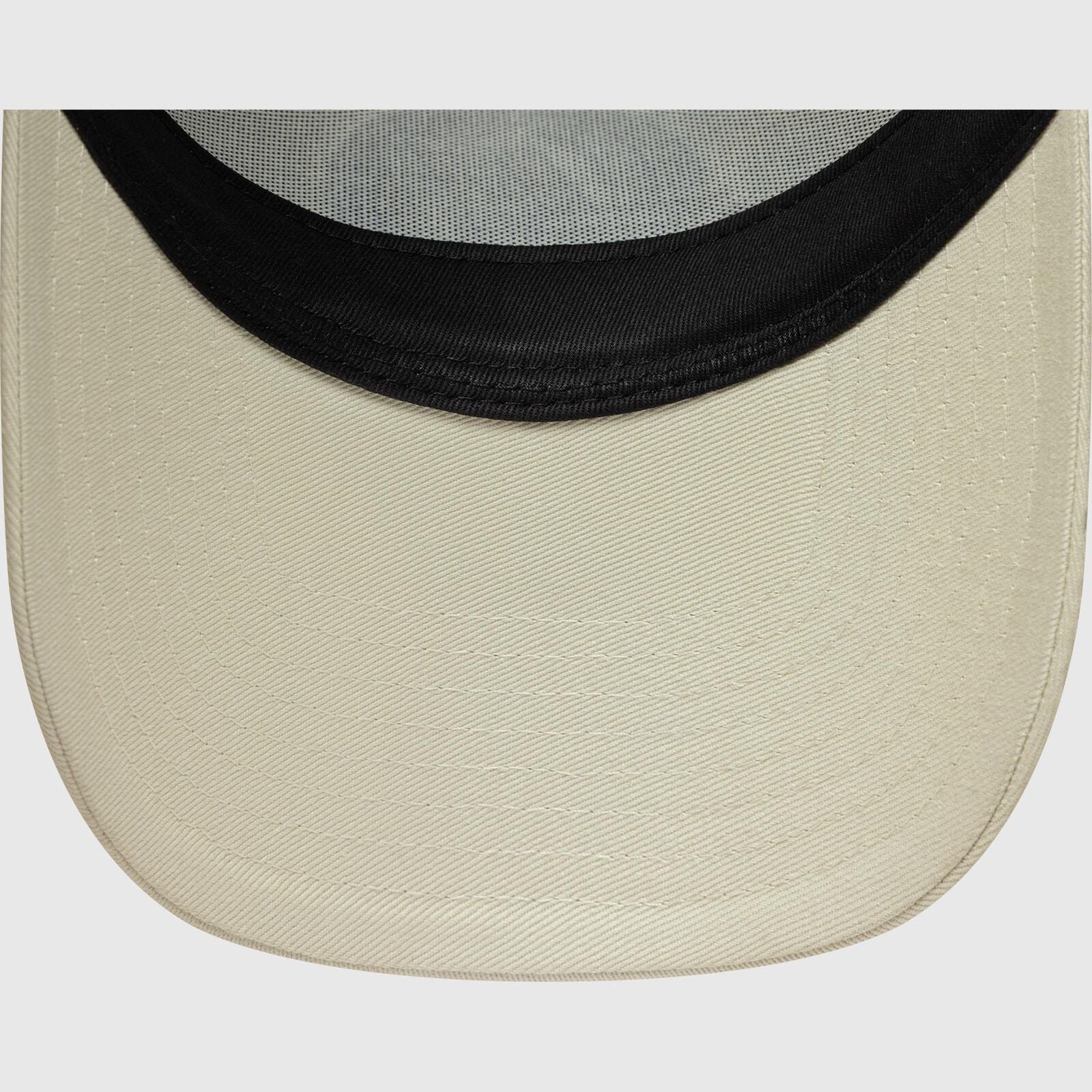 HAAS FW SEASONAL TRUCKER CAP - Ivory