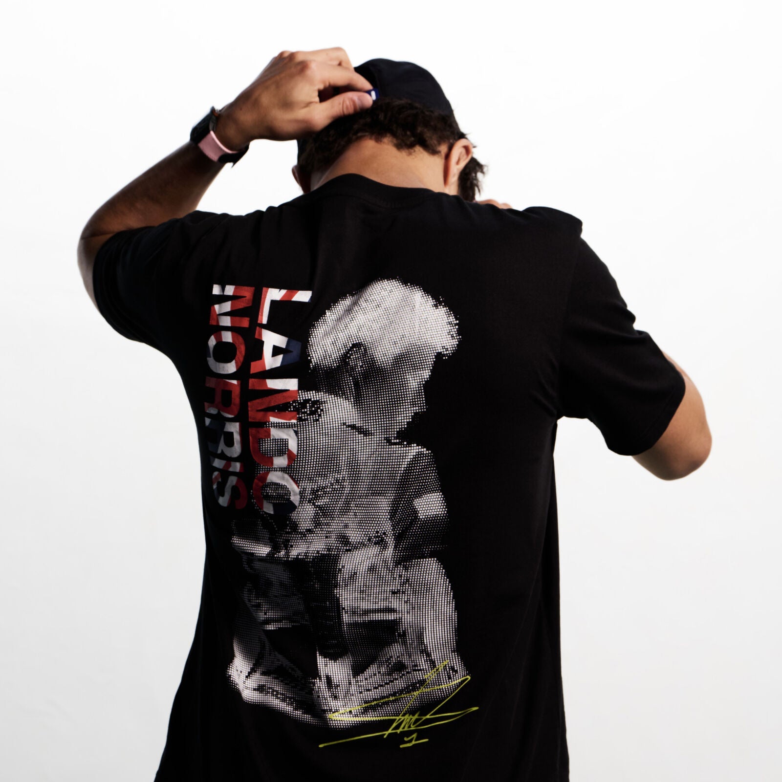 ML FW SE LN TEE - Black