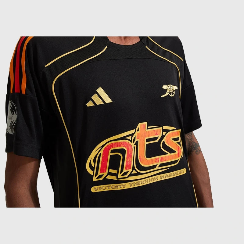 Adidas Arsenal x NTS Shirt Shirt unisex detail view 4 | Dash Racegear — Adidas Arsenal NTS Shirt – Trendy Sports and Music Collab