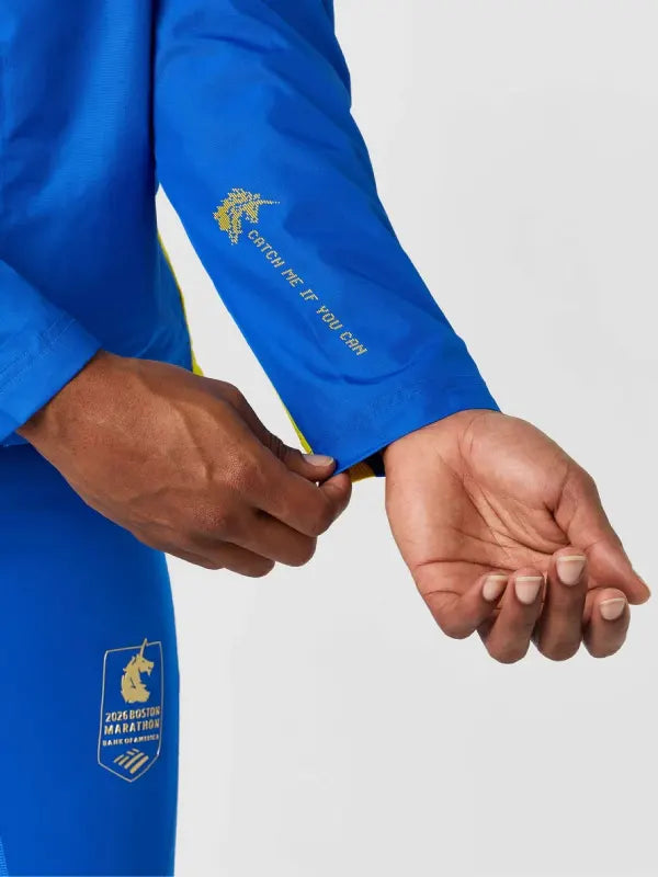 Boston Marathon Jacket 2026 Jacket unisex detail view 10 | Dash Racegear — Adidas 2026 Recreation Boston Marathon jacket – Blue, moisture-wicking fabric and sporty fit, designed for marathon runners and active lifestyle enthusiasts.