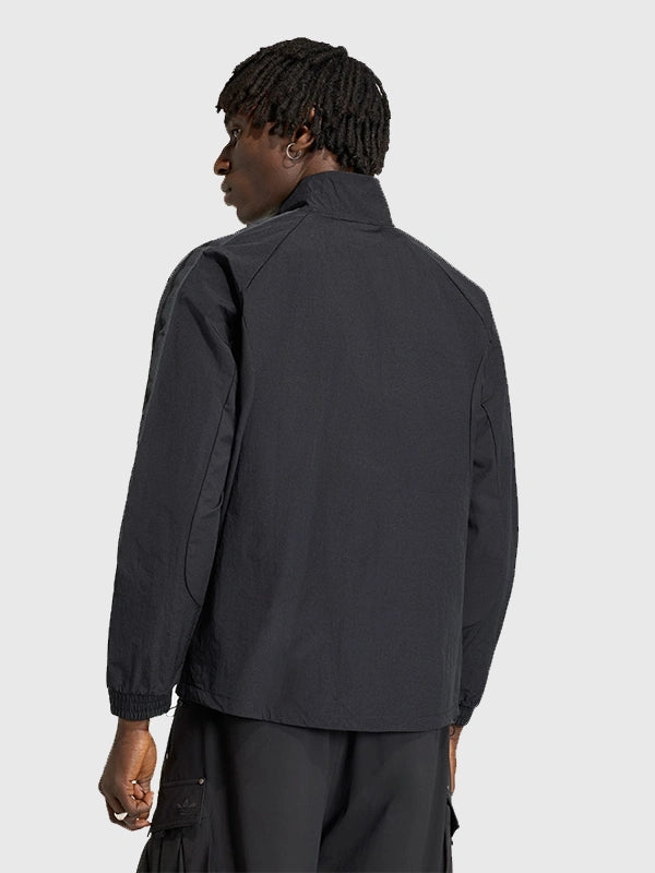 Adidas Inter Miami CF Anthem Jacket Jacket unisex detail view 2 | Dash Racegear — Unisex Adidas Inter Miami CF Black Anthem Jacket, ideal for cheering on the pitch or everyday wear.