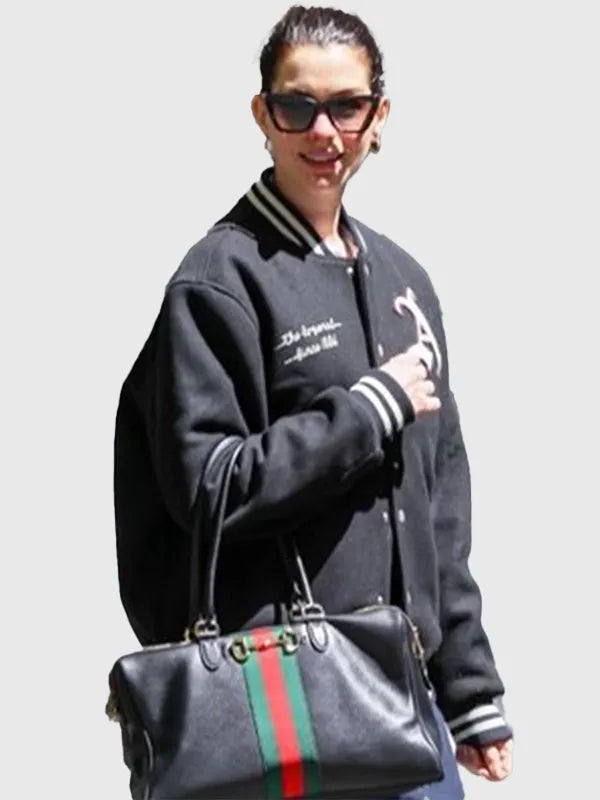 Anne Hathaway Arsenal Gunners Jacket Jacket unisex detail view 8 | Dash Racegear — Anne Hathaway 2026 Arsenal Gunners Wool Varsity Jacket – Black delivers premium wool feel with sporty Arsenal look for unisex wear