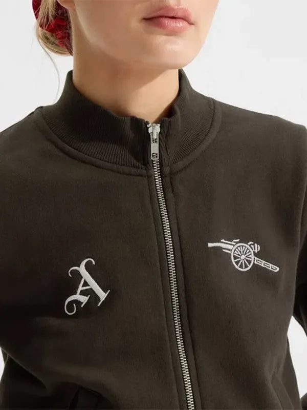 Arsenal AWFC Classics Russo Zip-Through Track Jacket Jacket unisex detail view 4 | Dash Racegear — Arsenal AWFC 2026 Russo zip-through brown track jacket for women, ideal for match days and relaxed looks.