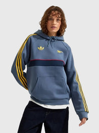Arsenal Adidas 26/27 OG Pack Hoodie Hoodie unisex detail view 4 | Dash Racegear — Adidas Arsenal OG Pack 26/27 hoodie blending iconic football heritage with premium everyday wearability.