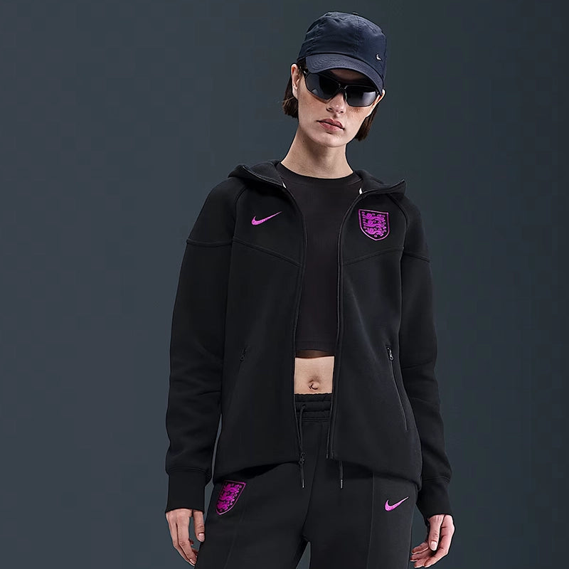 England Nike Tech Windrunner Football Hoodie Hoodie unisex detail view 3 | Dash Racegear — Nike’s elite hoodie for true England football fans