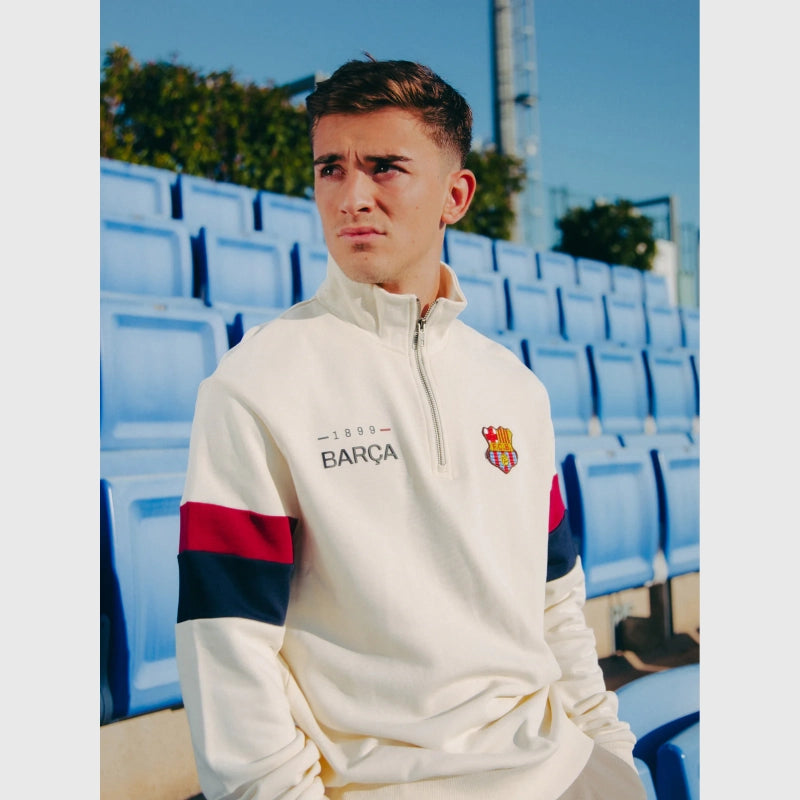 FC Barcelona Retro1899 Sweatshirt Sweatshirt unisex front product view | Dash Racegear — Retro FC Barcelona 1899 Crewneck Sweatshirt