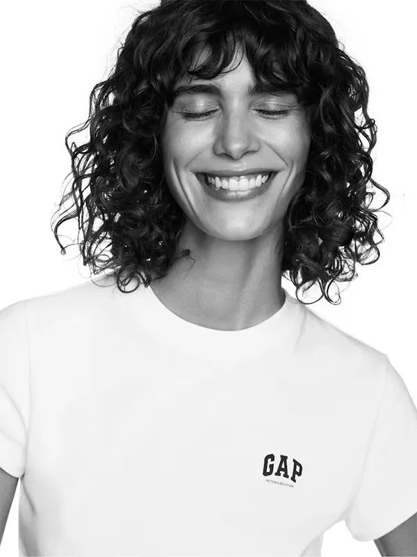 Gap x Victoria Beckham Logo T-Shirt Shirt unisex detail view 6 | Dash Racegear — Gap x Victoria Beckham 2026 white T-shirt, soft fabric logo tee for everyday streetwear style.