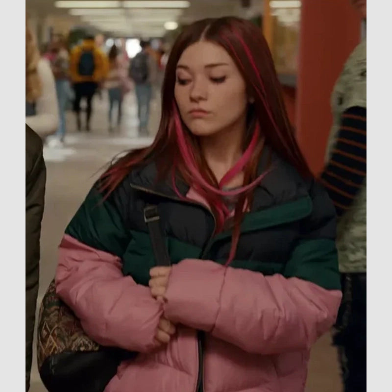 Ginny and Georgia S03 Abby Colorblock Puffer Jacket Puffer Jacket unisex detail view 4 | Dash Racegear — Abby’s vibrant puffer jacket seen in Season 3 of Ginny & Georgia