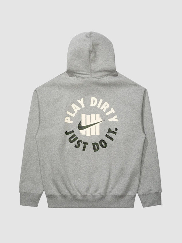 Undefeated UACTP x Nike Nrg Hoodie Hoodie unisex detail view 3 | Dash Racegear — Undefeated x Nike UACTP 2026 NRG hoodie delivers a relaxed unisex fit with bold urban styling and premium comfort.
