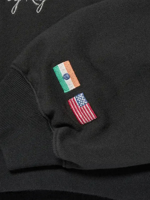 Gap x Katseye Lara Hoodie Hoodie unisex detail view 4 | Dash Racegear — Lara black hoodie Gap x Katseye 2026, soft oversized fit for relaxed everyday outfits.
