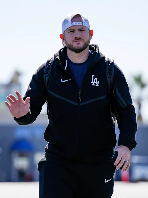 Los Angeles Dodgers Nike Tech Fleece Windrunner Hoodie Jacket Jacket unisex detail view 4 | Dash Racegear — Lightweight Nike Dodgers Windrunner Hoodie Jacket for Everyday Wear