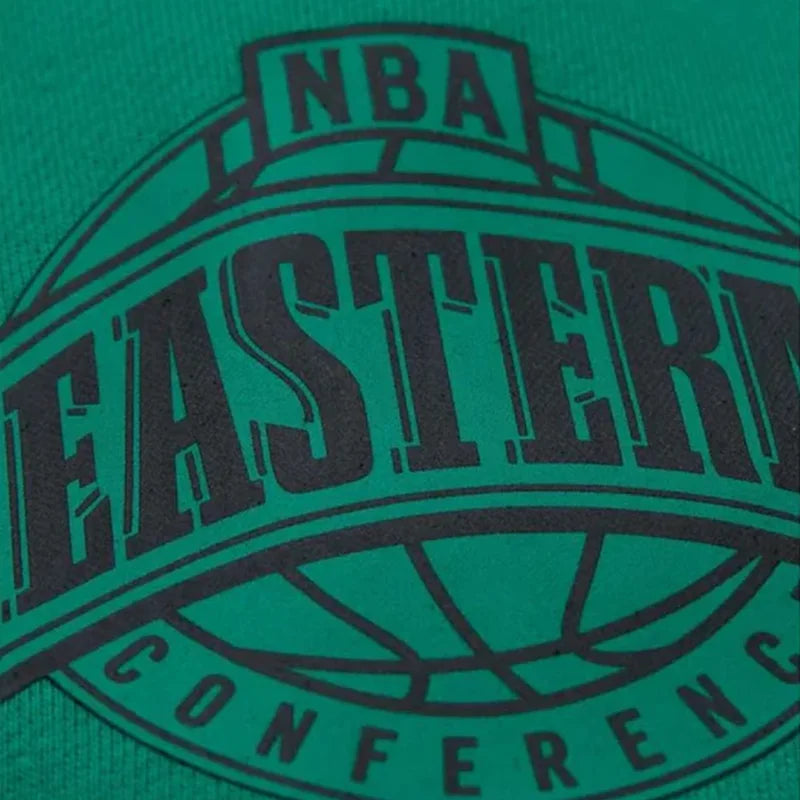 Boston Celtics Mitchell & Ness Kelly Green Hardwood Hoodie Hoodie unisex detail view 3 | Dash Racegear — Mitchell & Ness Celtics Pullover – Kelly Green Hoops Look