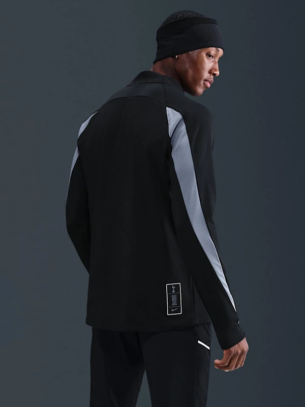 Tottenham Hotspur Academy Winter Warrior Half-Zip Jacket Jacket unisex detail view 3 | Dash Racegear — Tottenham Hotspur Nike Academy drill jacket featuring Therma-FIT warmth and half-zip front.