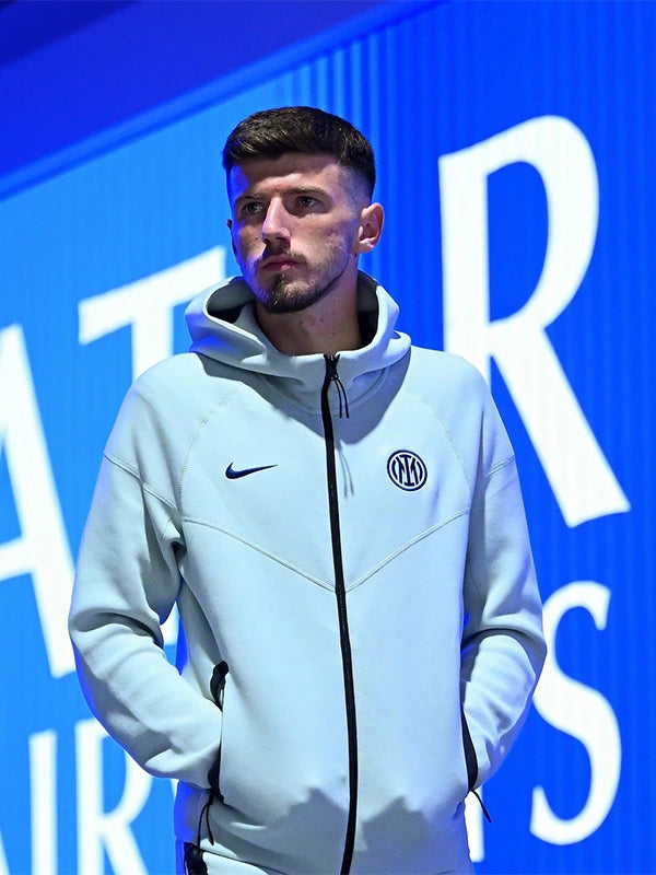 Nike Inter Milan Tech Fleece Windrunner Zip Hoodie Hoodie unisex detail view 2 | Dash Racegear — Inter Milan 2025 Nike Tech Fleece Windrunner Jacket