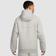 Nike FC Barcelona Tech Fleece Hoodie Hoodie unisex detail view 3 | Dash Racegear — Elevate your game-day look with this Nike hoodie, designed with Barcelona’s pride and Tech Fleece fabric.