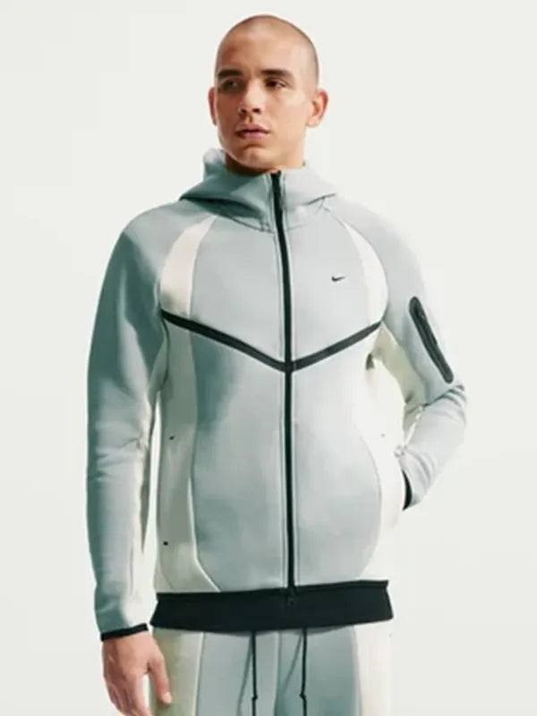 Nike Tech Fleece Colorblock Windrunner Jacket Jacket unisex front product view | Dash Racegear — Nike Tech Fleece unisex colorblock Windrunner jacket, full-zip comfort layer for daily streetwear and training sessions
