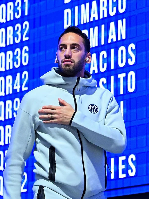 Nike Inter Milan Tech Fleece Windrunner Zip Hoodie Hoodie unisex detail view 3 | Dash Racegear — Nike Inter Milan Windrunner Zip-Up Hoodie Collection