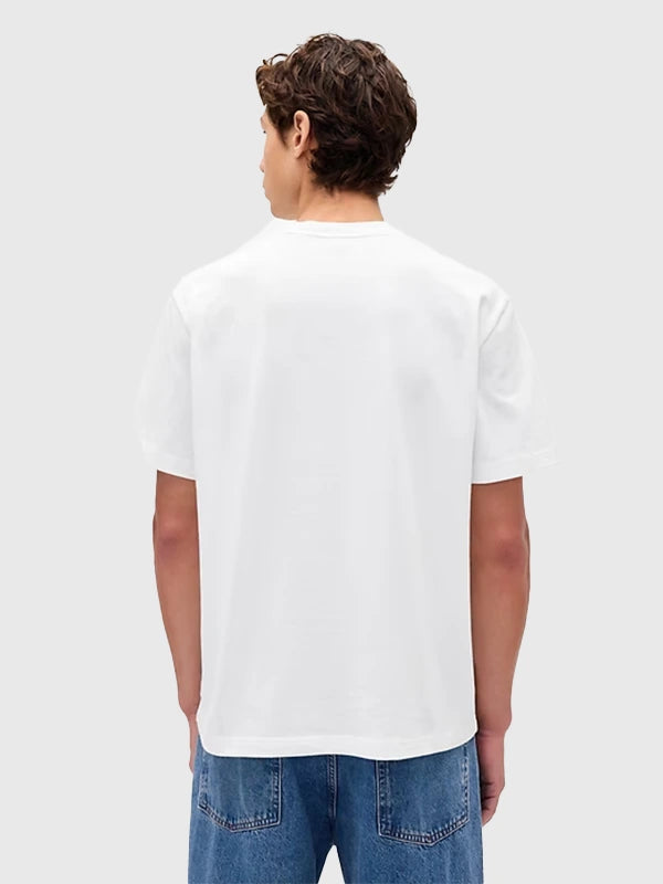 Gap × Sandy Liang Graphic T-Shirt Shirt unisex detail view 4 | Dash Racegear — Casual streetwear Gap × Sandy Liang tee with standout graphics