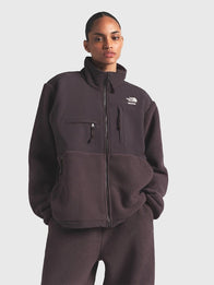 The North Face x Skims 1995 Denali Fleece Jacket Jacket unisex detail view 6 | Dash Racegear — Women’s The North Face x SKIMS 1995 Brown Denali Fleece Jacket featuring secure zip hand pockets, perfect for outdoor strolls.