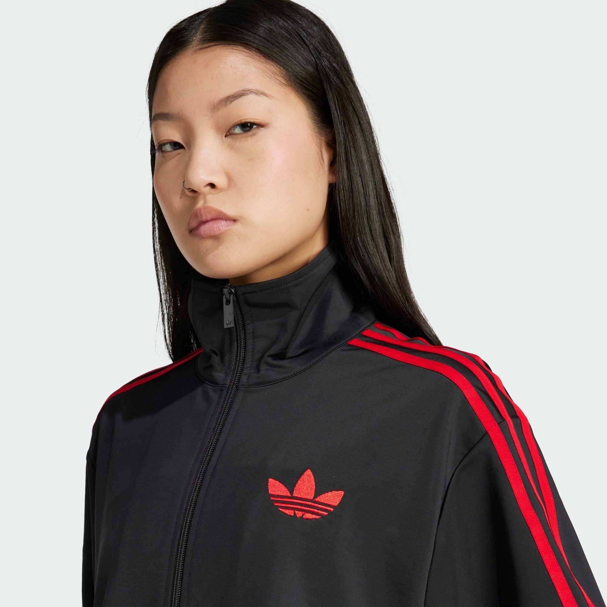 Adicolor Classic Firebird Loose Track Jacket Jacket unisex detail view 4 | Dash Racegear — Adicolor Firebird Loose Track Jacket in Black